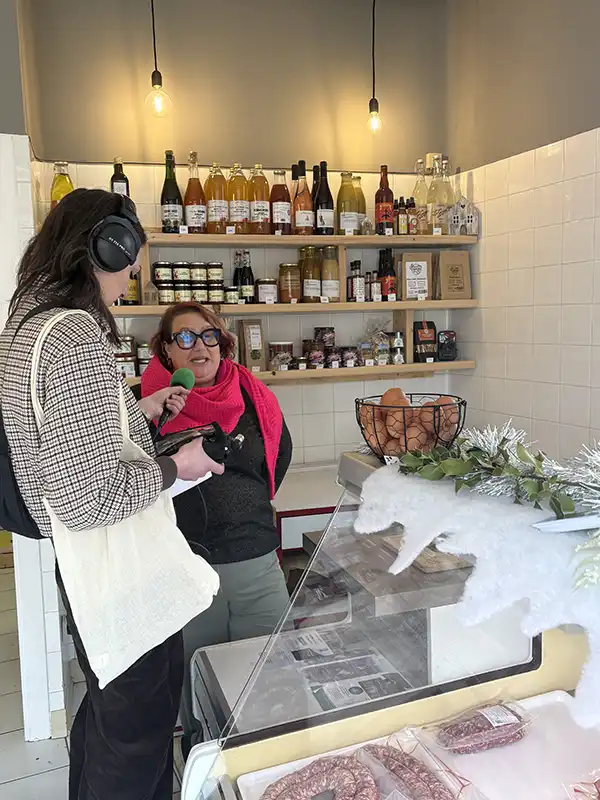 photo de l'interview d'Amandine dans sa boutique.